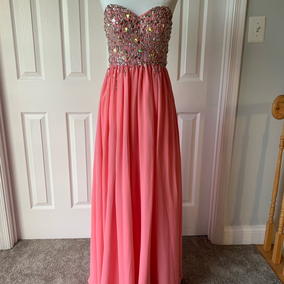 Pink prom dress (donated) - Picture 1 of 10